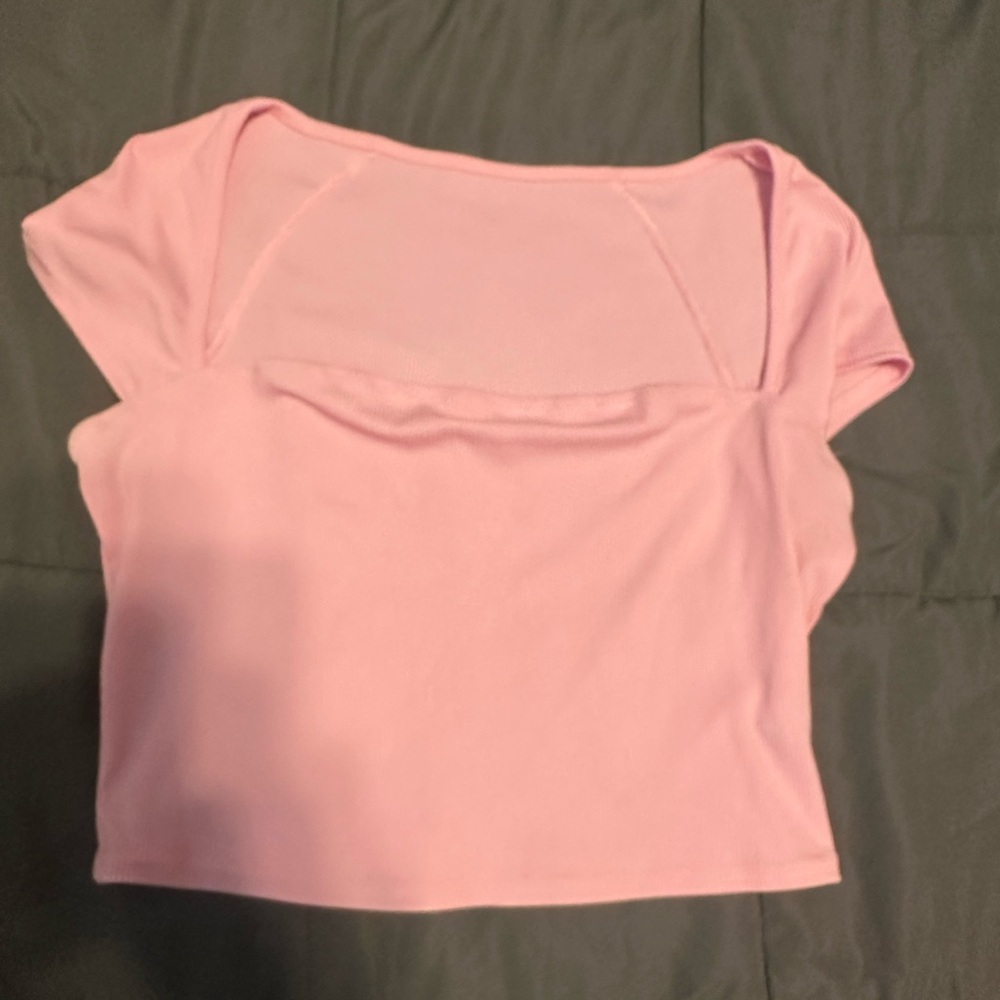 Women’s pink shein crop top SIZE MEDIUM